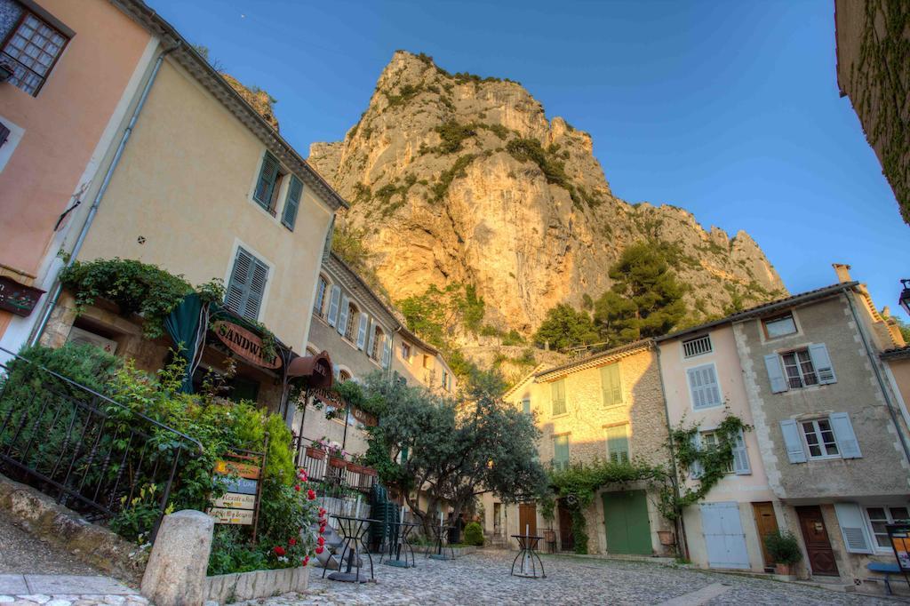 La Bonne Etoile - The Good Star Apartment Moustiers-Sainte-Marie Cameră foto